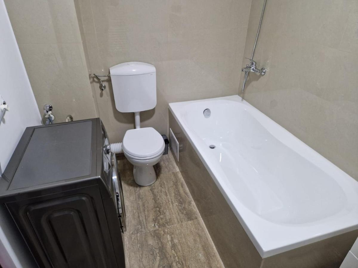 Danube Apartment Brăila Екстериор снимка